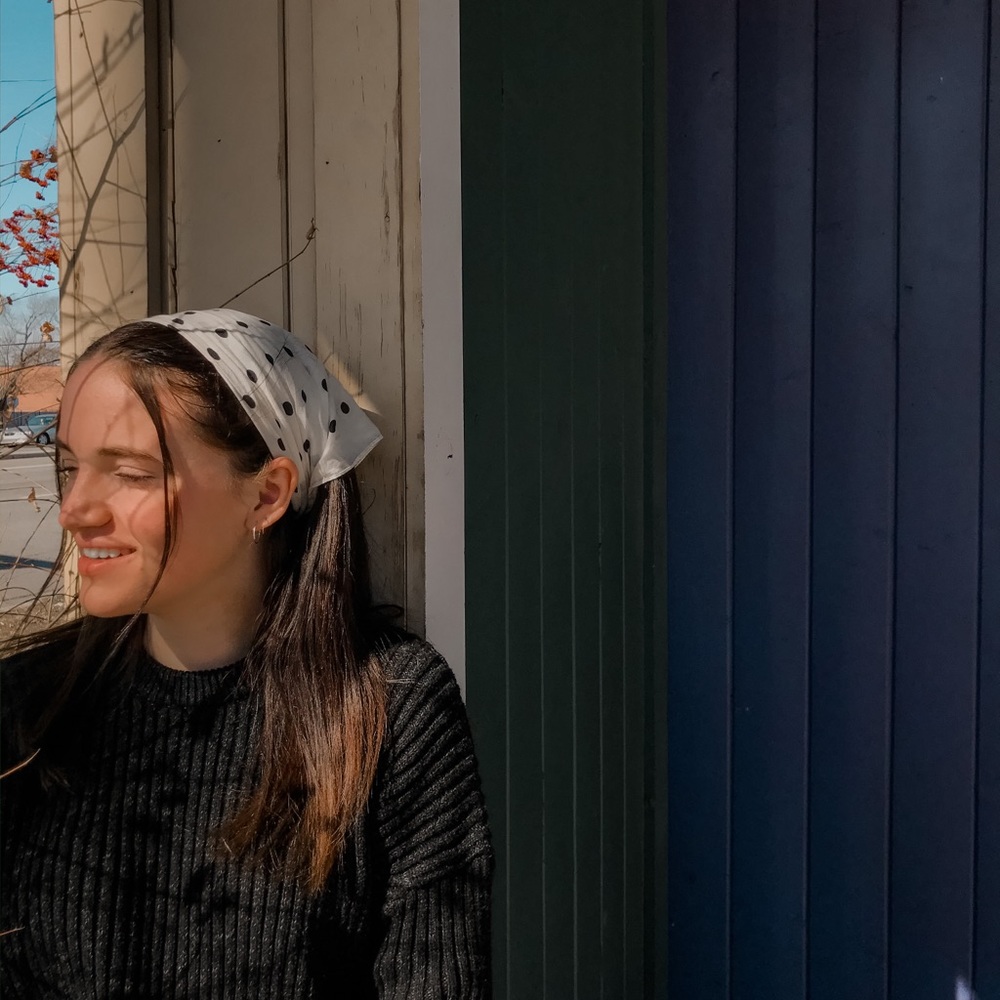 Meet your Posher, Lia